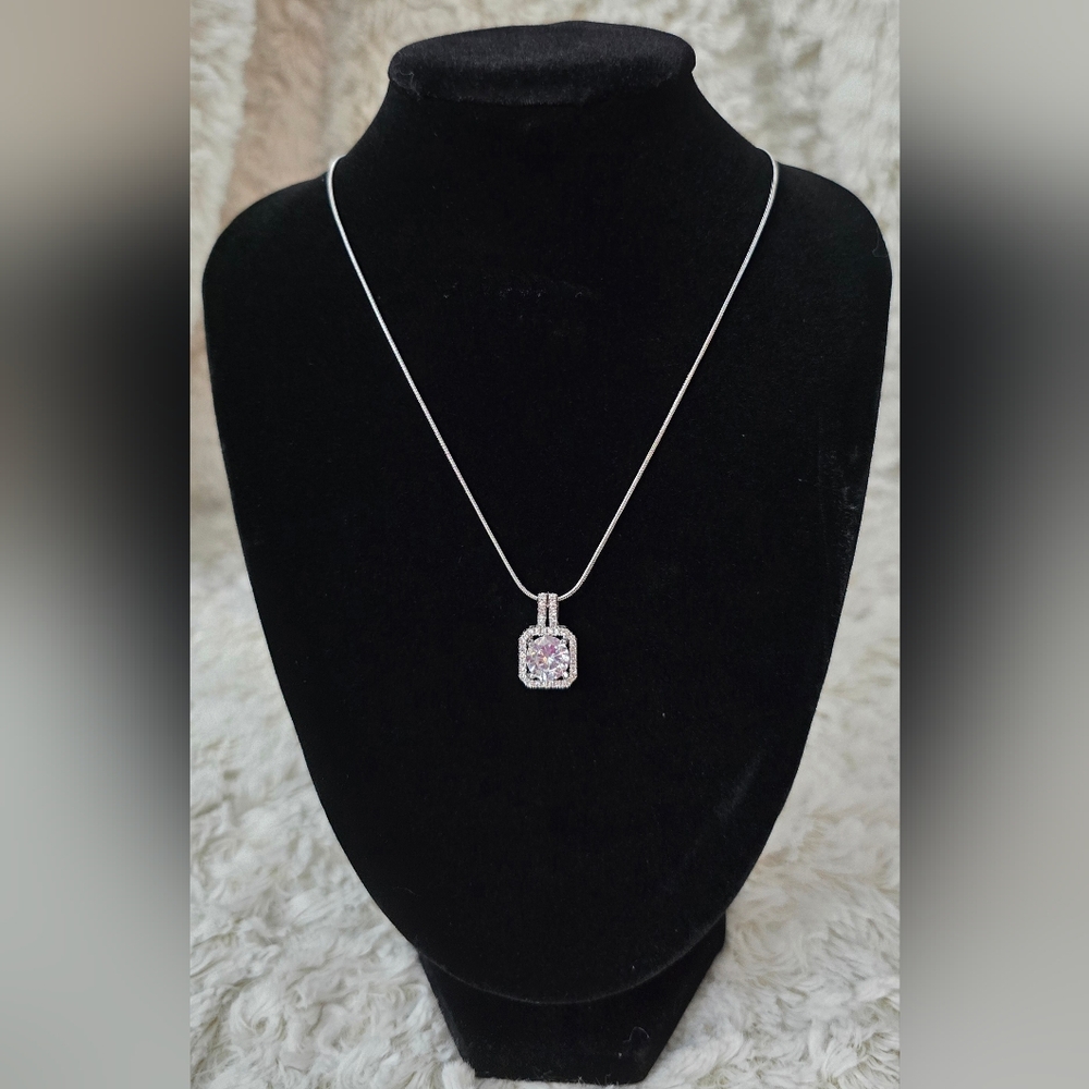 Elegant Stainless Steel White Gold Overlay Cubic Zirconia Pendant Necklace NWOT